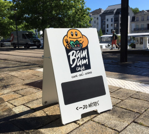 Stop trottoir bam bam cafe